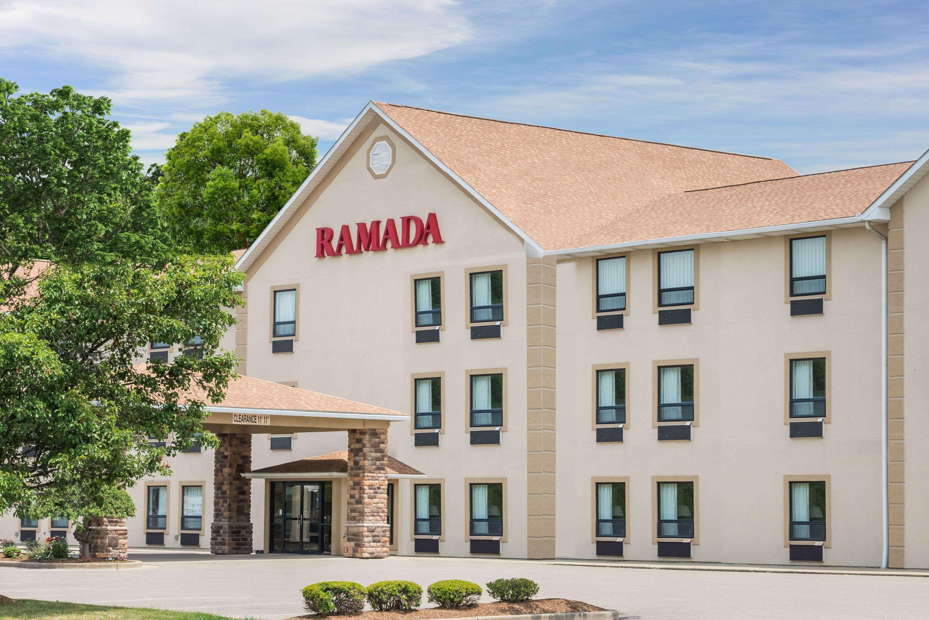 Ramada By Wyndham Strasburg Dover Exteriör bild